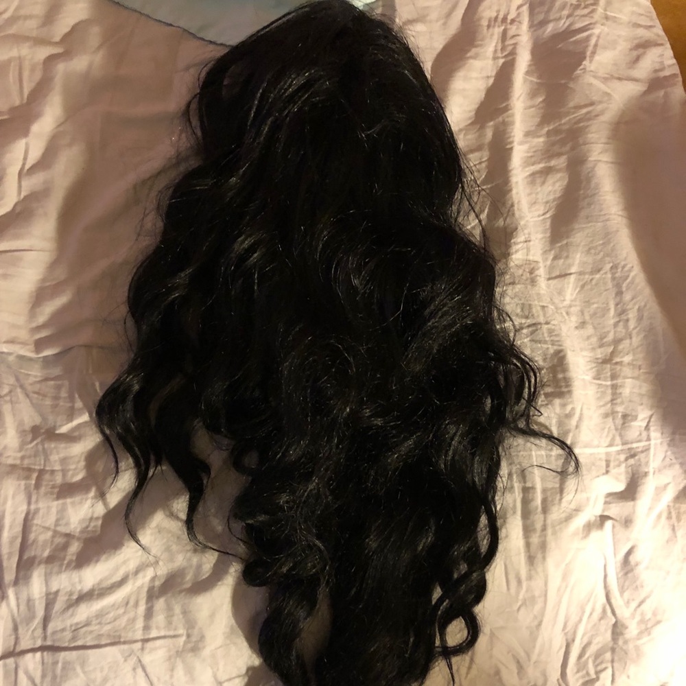 Curly wig - Picture 3 of 5